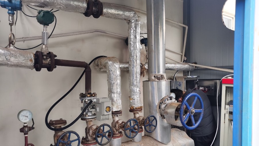 渦街流量計測蒸汽，現(xiàn)場安裝調試